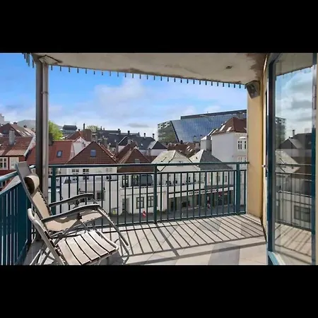 Moderne Sentralt I برغن